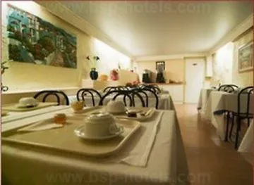 Hotell Grand Jeanne D'arc